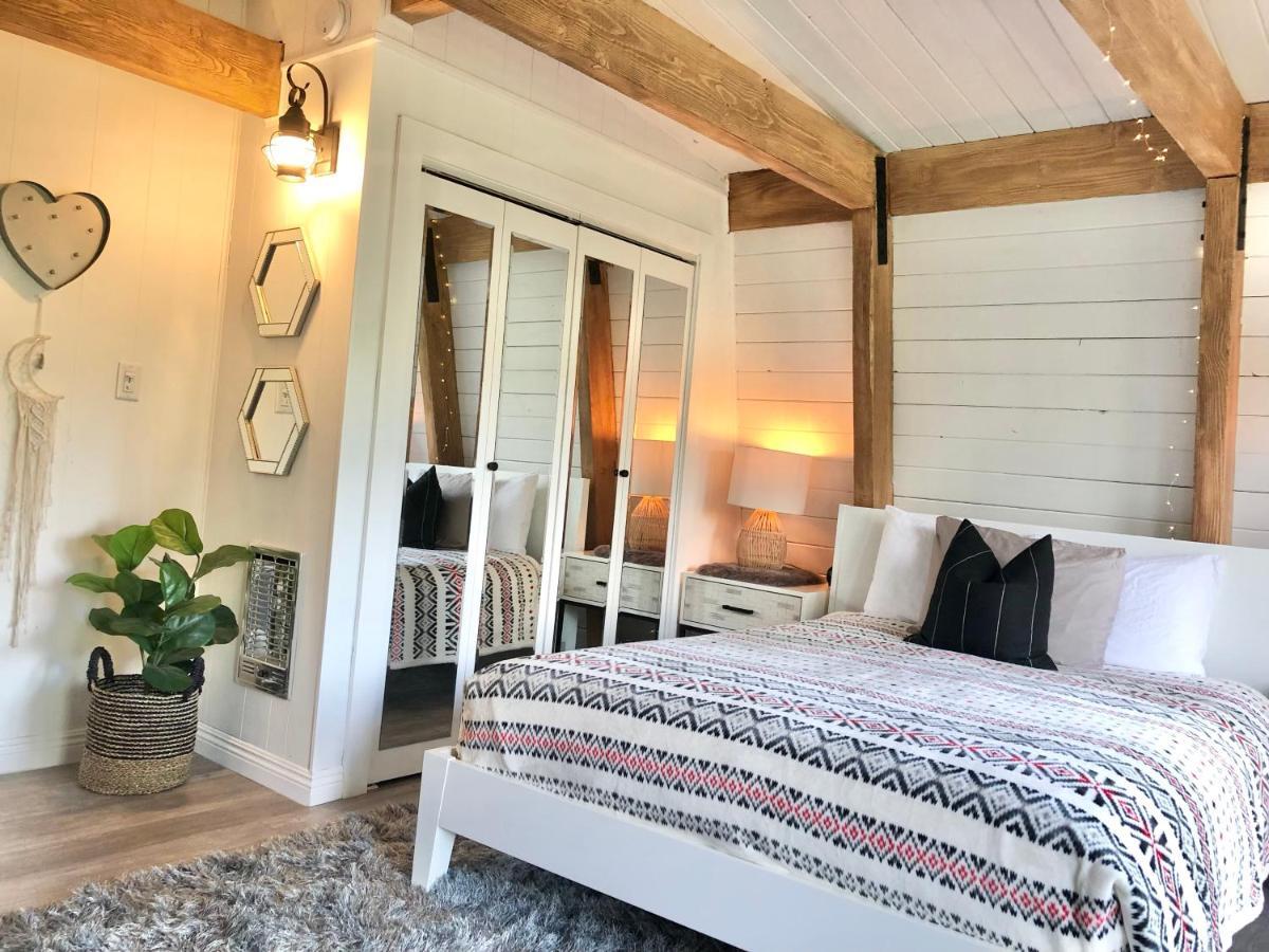 Maison Solange-Red Barn Farmhouse Style- Moonridge Big Bear City Eksteriør bilde