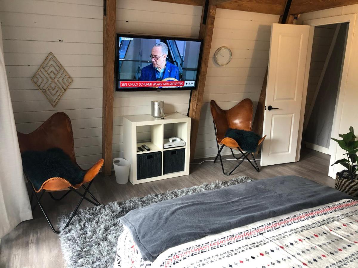 Maison Solange-Red Barn Farmhouse Style- Moonridge Big Bear City Eksteriør bilde